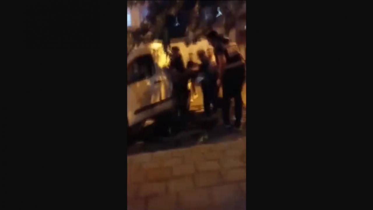 Batman'da mülk sahibi dehşeti: Karakolun önünde öldüresiye dövdüler!