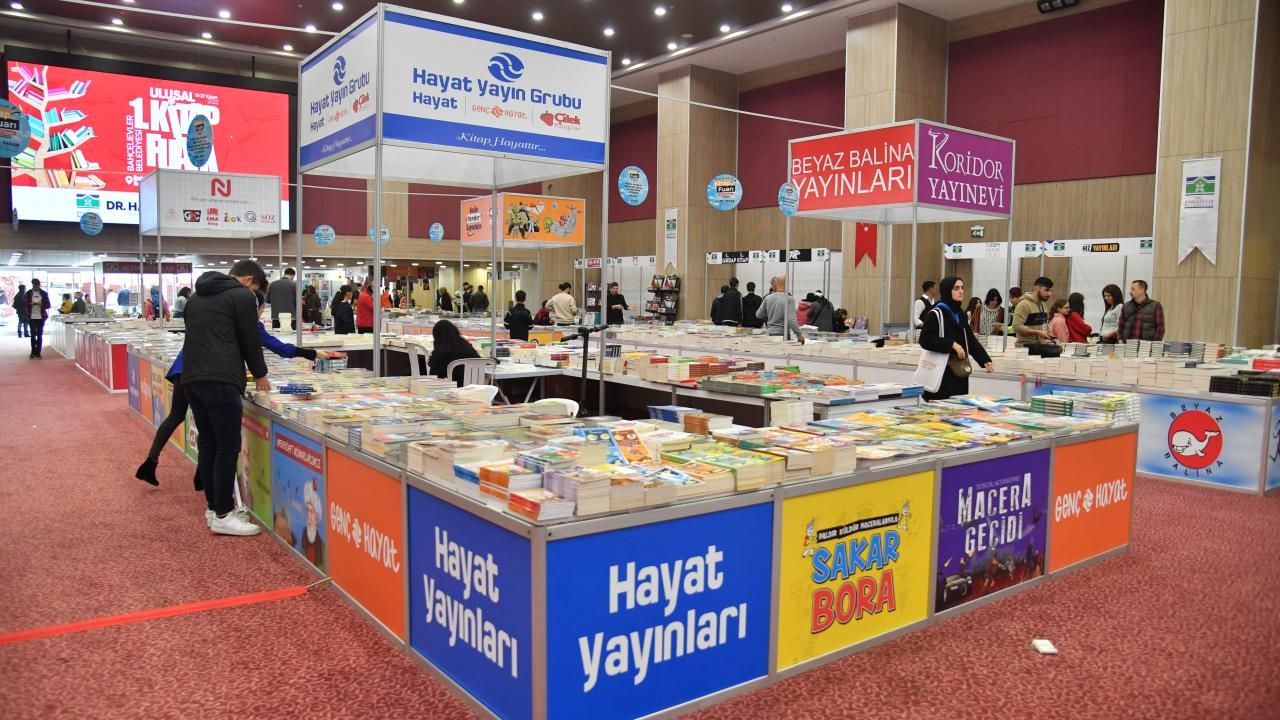 Bahçelievler 1. Ulusal Kitap Fuarı açıldı