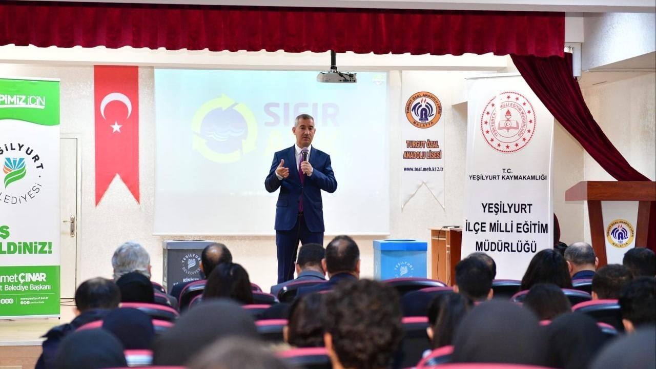 Başkan Çınar, 'Sıfır Atık' eğitim toplantısına katıldı