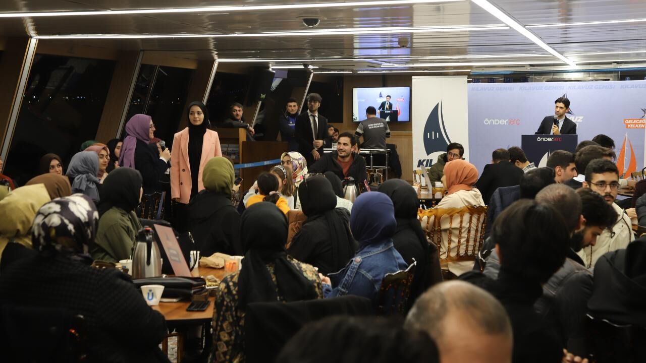 'Kılavuz Gemisi' 28 kaptan ve 168 tayfasıyla yola çıktı