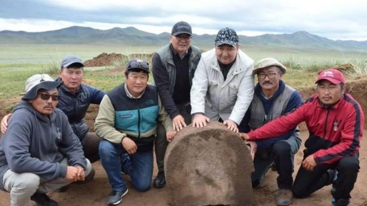 Tarihi değiştirecek keşif! 'Türk' adının geçtiği en eski anıt Moğolistan'da bulundu