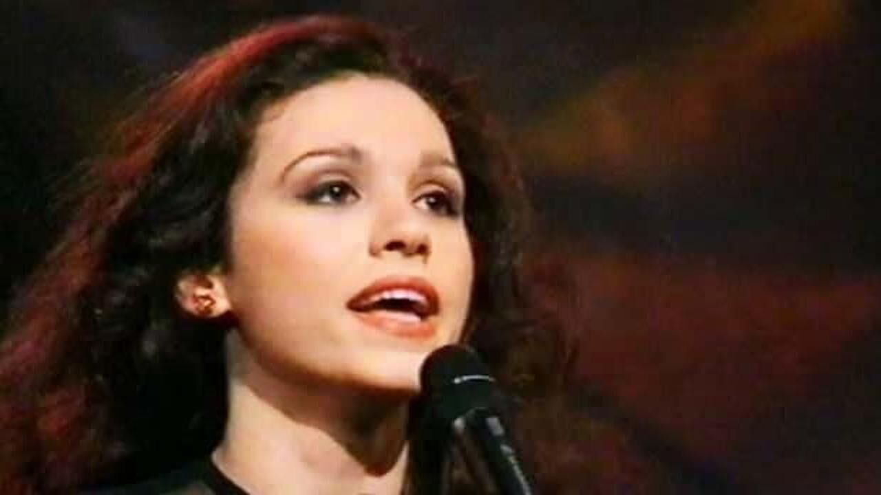 Eurovizyon'a damga vurmuştu! Şebnem Paker'in yeni görev yeri