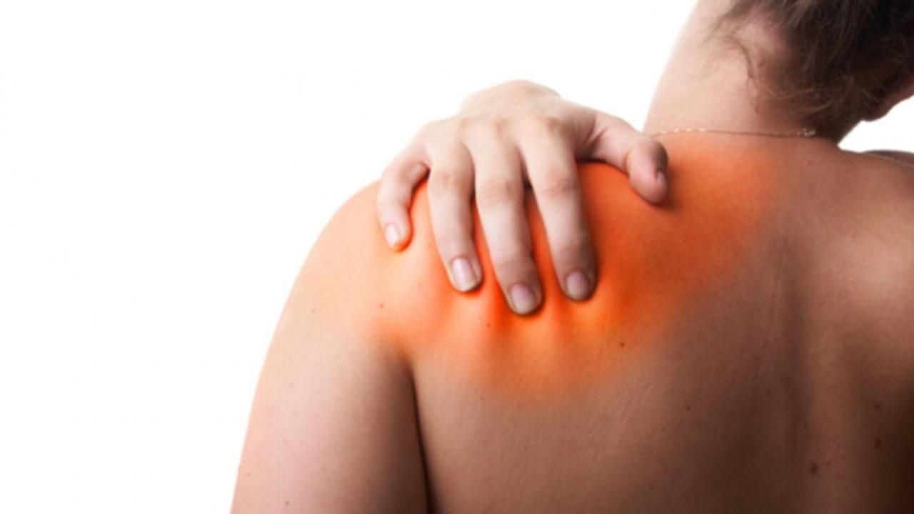 Op. Dr. Özgür Ortak, kronik ağrılardan biri olan 'Donuk omuz sendromunu' anlattı