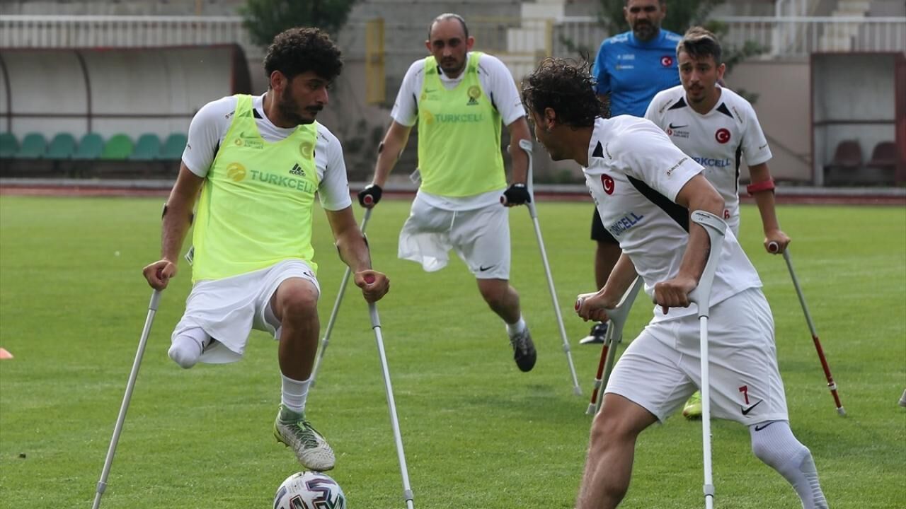 Ampute Milli Futbol Takımı'nın hedefi Dünya Kupası'nı kazanmak