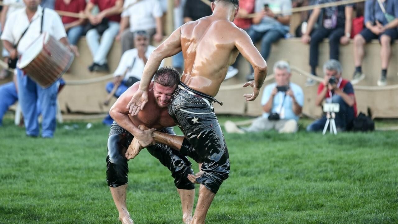 Göçebe Oyunları'nda başpehlivan İsmail Balaban oldu