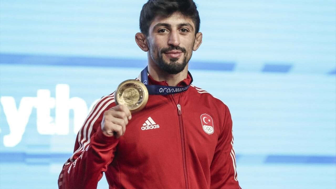 Grekoromen güreşçiler, Sırbistan'dan 7 madalyayla dönüyor