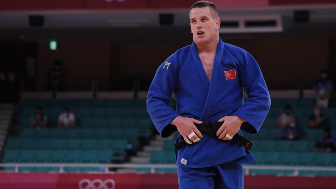 Milli judocu Mihael Zgank'tan altın madalya!