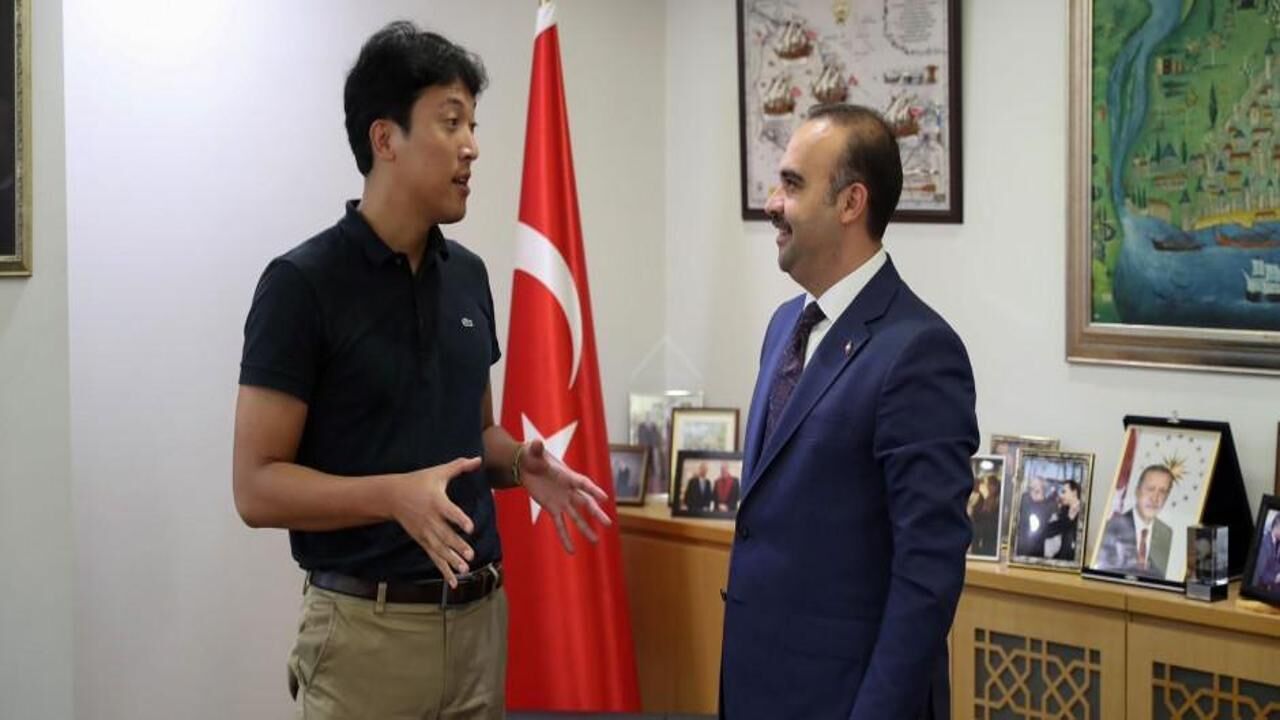 Bakan Kacır: Türkiye yatırımlar için en doğru adres