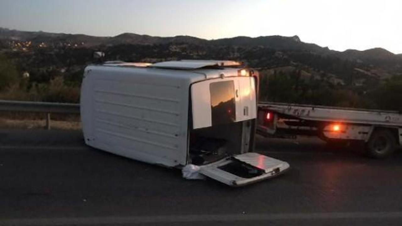 Çorum'da cenaze yolunda kaza: 1'i çocuk 10 yaralı