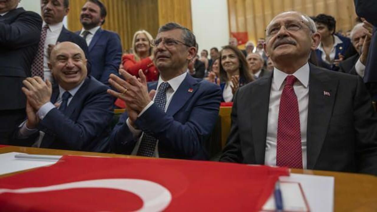 Gözler Özgür Özel'in toplantısında: Kılıçdaroğlu'na rakip olduğunu açıklayacak