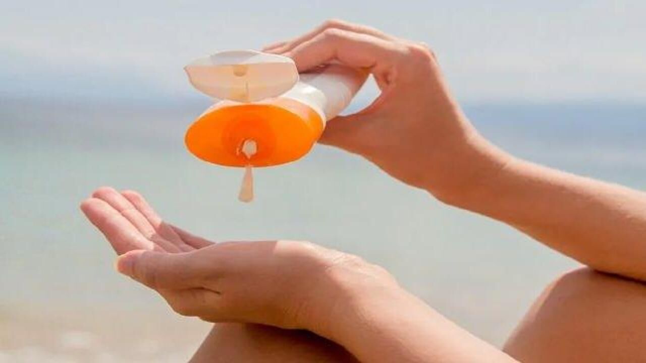 Güneş kreminin yüze faydaları: Güneş kremi kararmayı önler mi, beyazlatır mı?