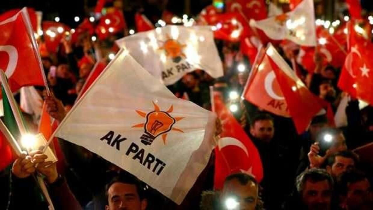 Kritik toplantı sonrası AK Parti'den sert açıklama! 11 il için harekete geçildi...