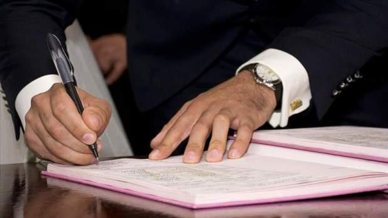 Letonya'da evlilikte şahit zorunluluğu kalktı