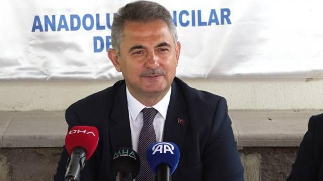 Murat Köse'den Mansur Yavaş'a 58 km'lik metro göndermesi!