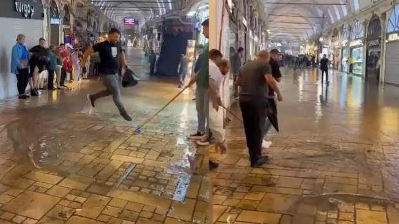 Kapalıçarşı ve Tahtakale'yi su bastı