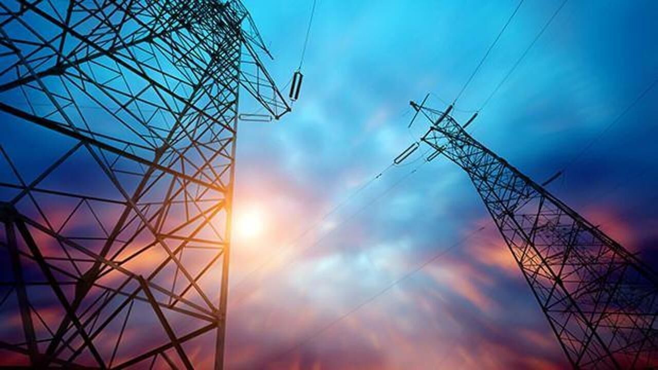 Türkiye'nin elektrik kurulu gücü 105 bin megavatı aştı!