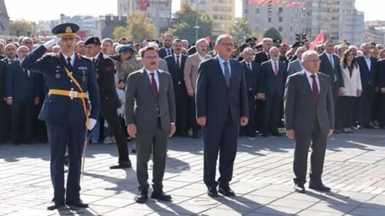Bakan Özhaseki: 'Bu coğrafyada güçlü olmak bir mecburiyettir'