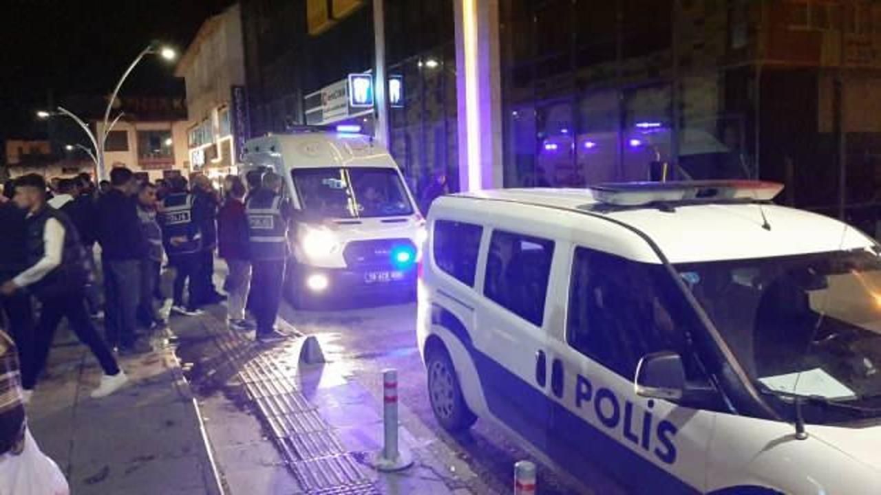 Çorum'da bıçaklı saldırı: 2 kişi yaralandı