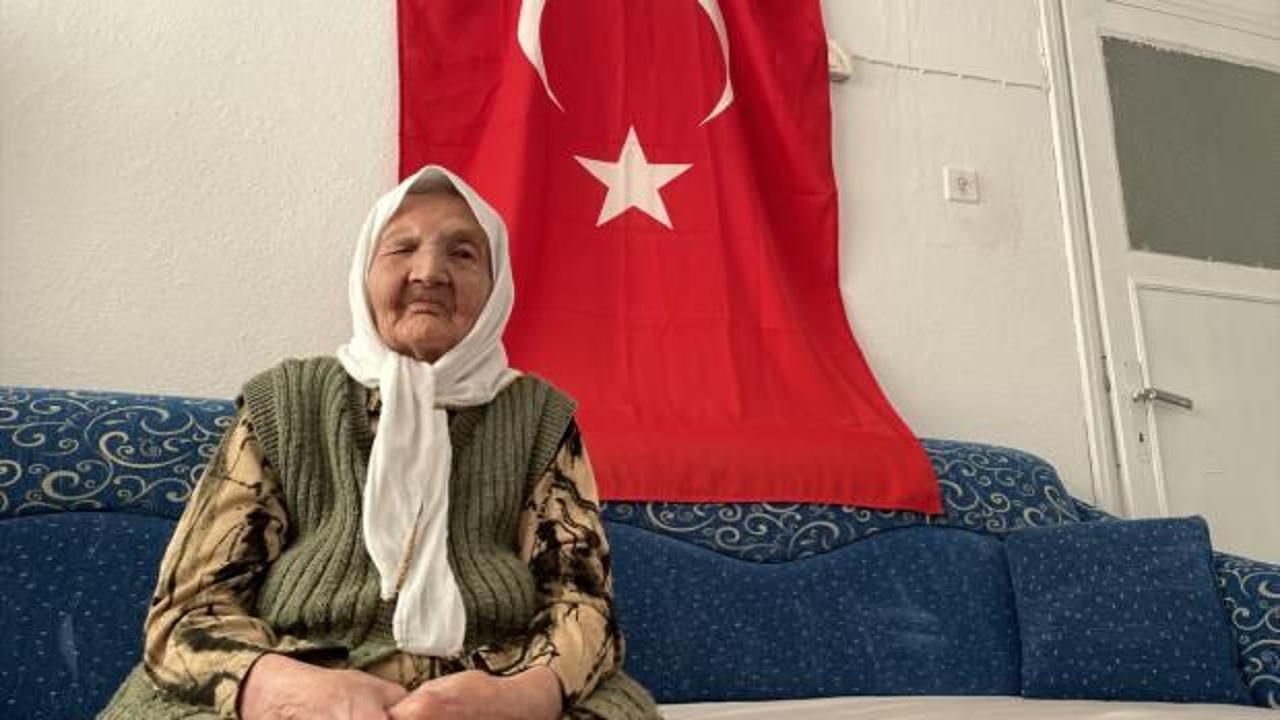 Cumhuriyet'le yaşıt Fahriye nineden gençlere mesaj: Türkiye'nin kıymetini bilin