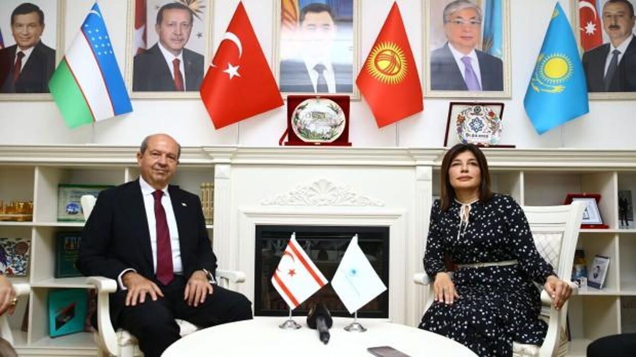 KKTC Cumhurbaşkanı Tatar, Bakü'de Uluslararası Türk Kültür ve Miras Vakfını ziyaret etti