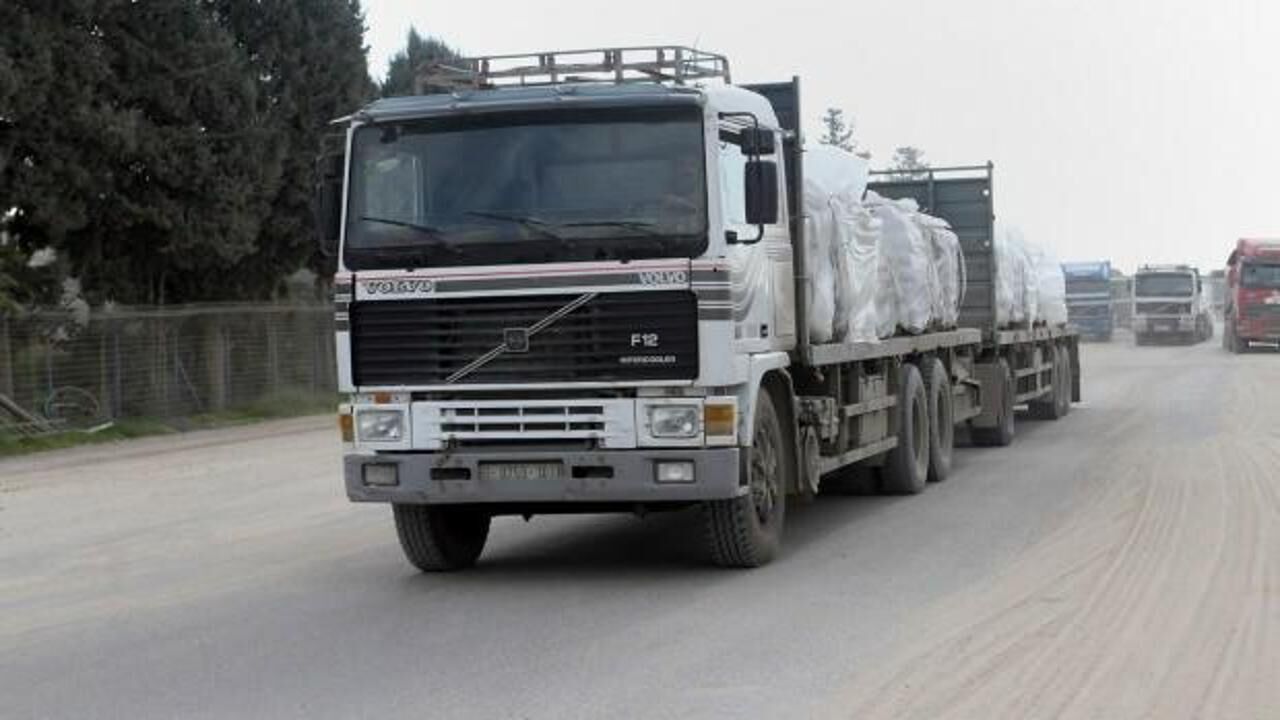 Refah Sınır Kapısı’ndan Gazze’ye 14 tır daha geçti