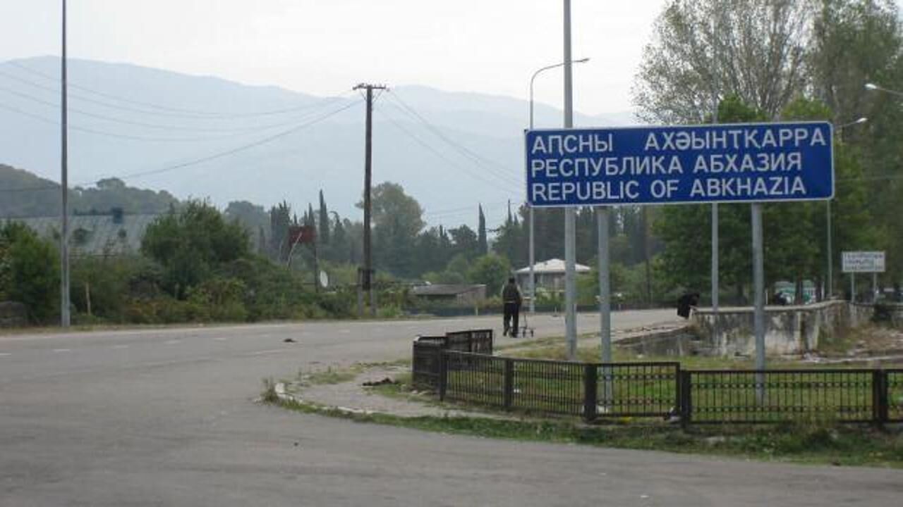 Rusya Abhazya'nın Karadeniz kıyısında yeni üs kuruyor