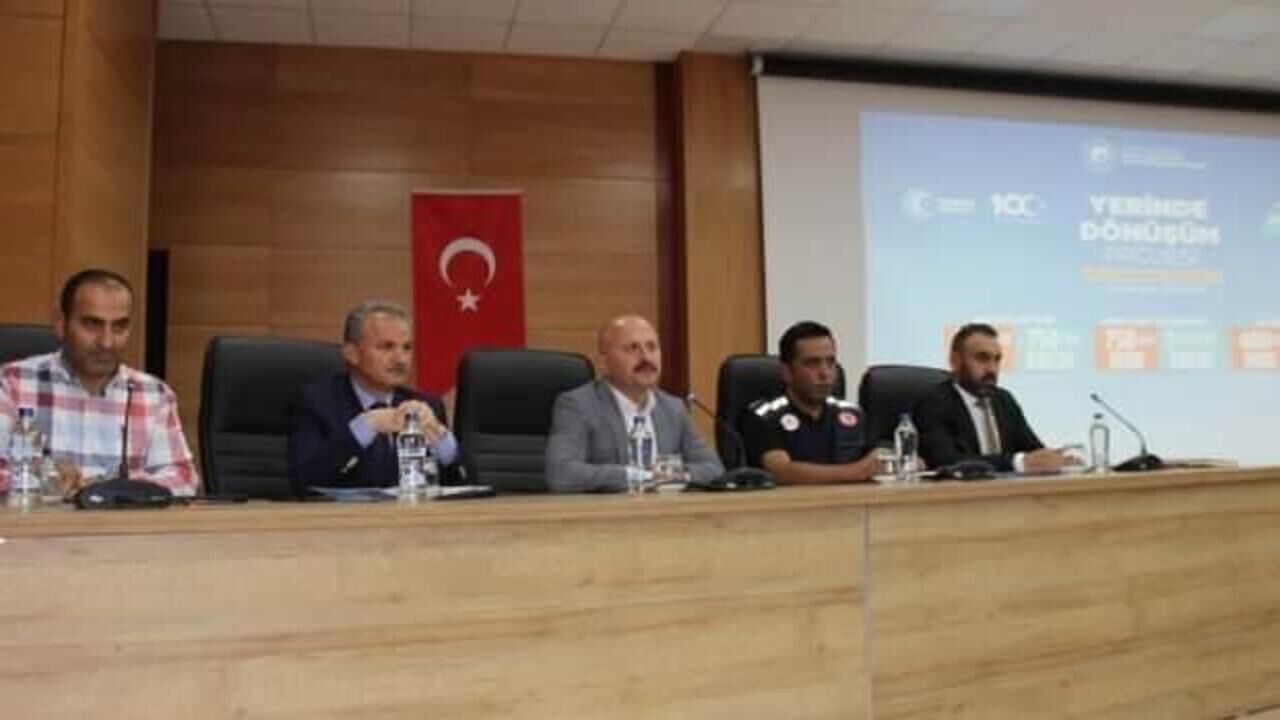 'Yerinde Dönüşüm' projesi deprem bölgesine anlatılıyor