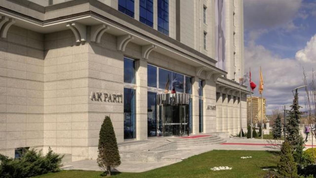 AK Parti'de yol haritası çiziliyor! Kızılcahamam'da çalışma kampı yapılacak
