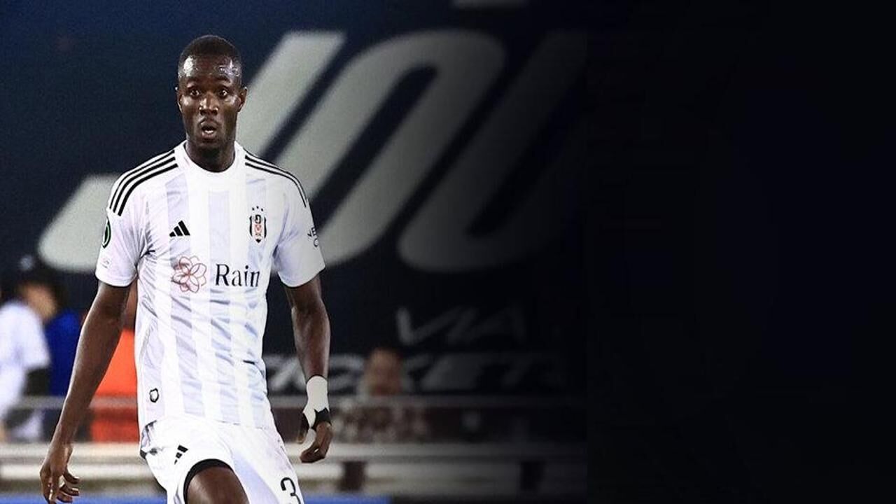 Burak Yılmaz apar topar oyundan almıştı! Beşiktaşlı Eric Bailly'den 'özür' paylaşımı!