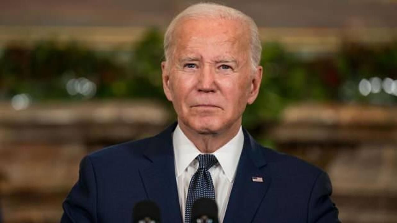 Biden'ın onay oranında %40'lık rekor düşüş