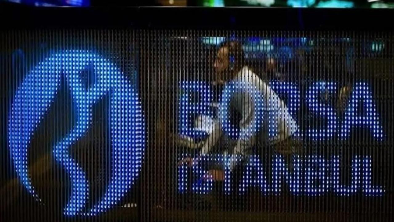 Borsadan 3 hisseye tedbir kararı