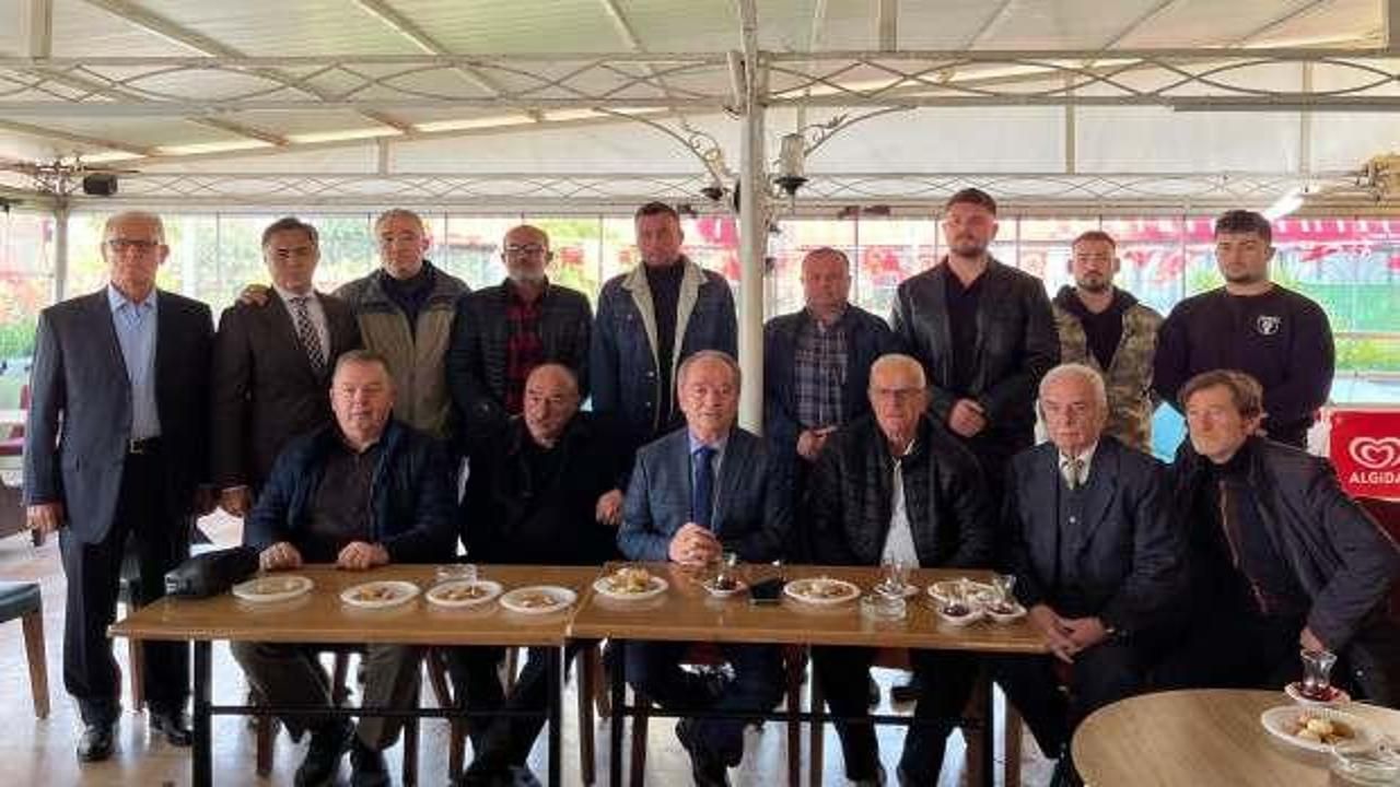 İYİ Parti'den 100 kişi istifa etti