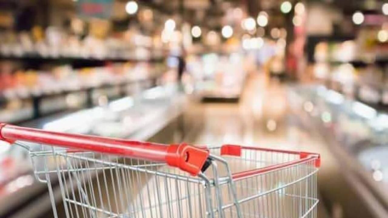 "Pazar günü marketler kapalı kalsın" çağrısına ilk adım atıldı