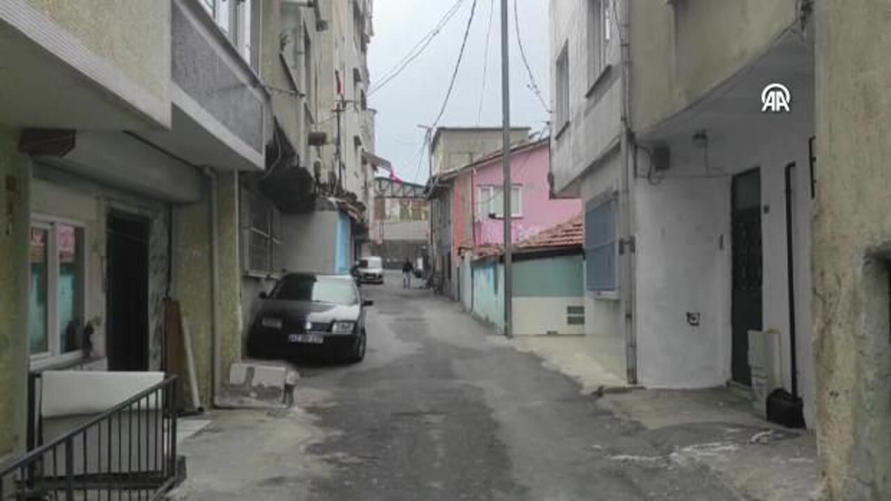 Son Dakika... İstanbul'da silahlı saldırı: 3 polis ve 1 bekçi yaralandı!