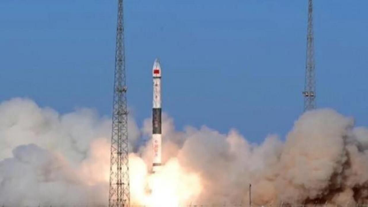 Çin meteoroloji uydularını uzaya gönderdi