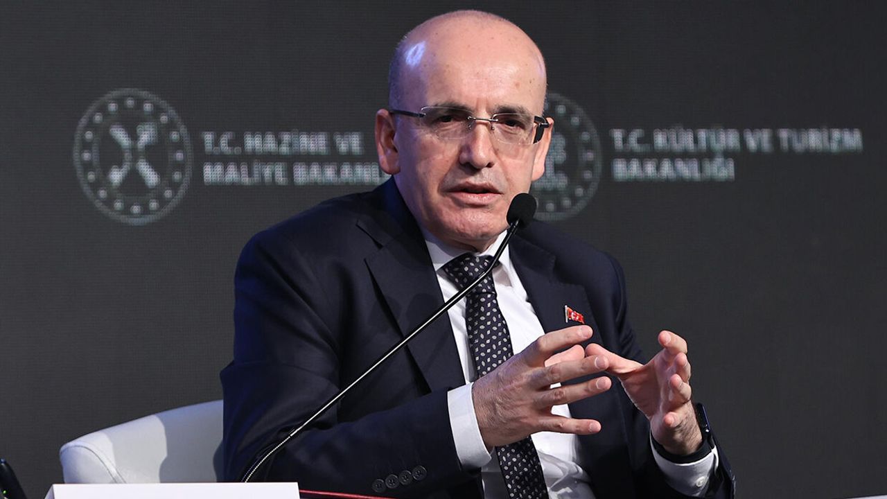 Bakan Şimşek: "Gri listeden Türkiye oybirliğiyle çıkarıldı"