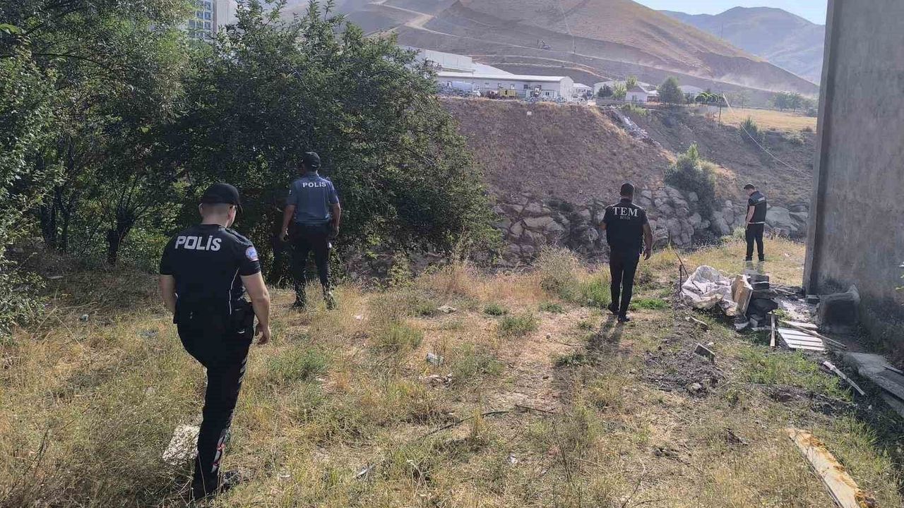 Bitlis’te okul çevreleri denetlendi