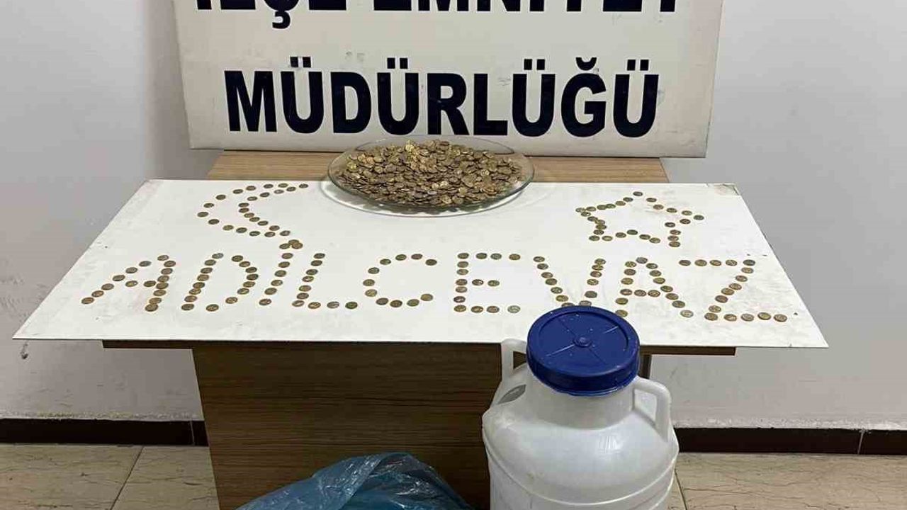 Bitlis'te peynir bidonunda altın sikke ele geçirildi