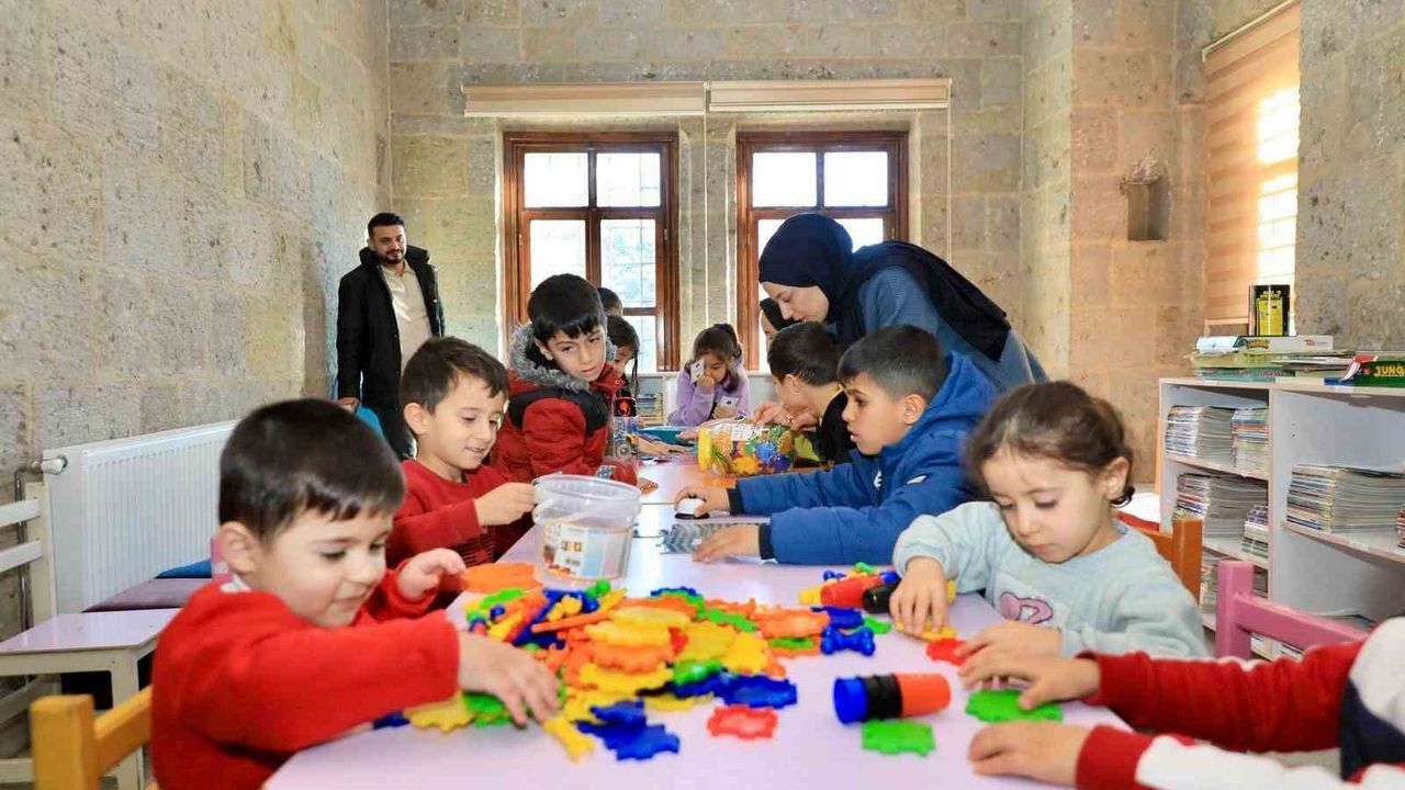 Bitlis’te anne ve çocuklara özel yapılan proje hayata geçirildi