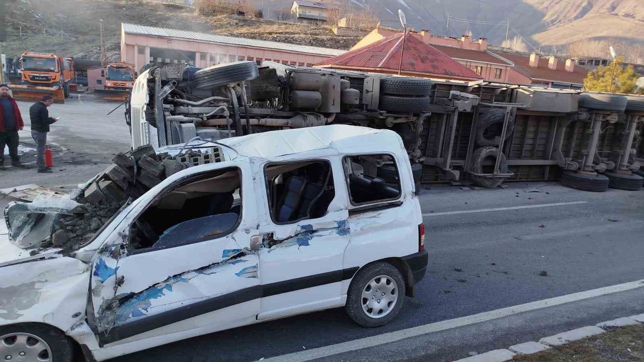 Bitlis’te kaza: 2 yaralı