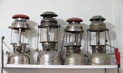 Asırlık lambalara yeniden ışık veriyor