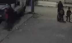 Çocuğa şiddet kamerada: Şüpheli çocuğun kafasını arabaya vurup yere fırlattı