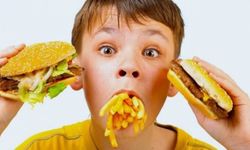 Ebeveyler dikkat! Uzmanından çocukluk çağı obezitesi uyarısı