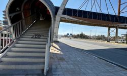 Van’da engellilere üst geçit engeli!