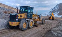 Van’da kış öncesi yol ve altyapı çalışmaları hızlandı
