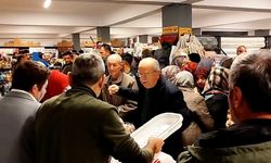 İndirim izdihama dönüştü: Alışveriş yarışa dündü