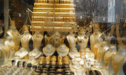 Altın haftaya yükselişle başladı