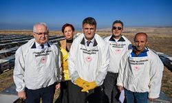 Gürpınar’ın Norduz Bölgesinden Gelen Gurur: Altın Madalyalı Bal