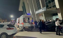 Spor Salonunda Veli Kavgası: 2 Kişi Bıçakla Yaralandı