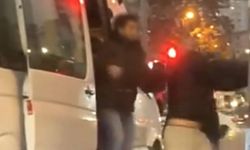 Servis şoföründen kağıt toplayan kişiye yumruk